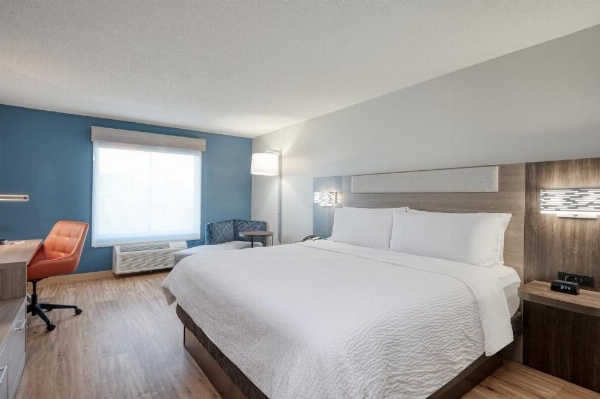 Holiday Inn Express Hotel & Suites Columbia-I-20 at Clemson Road image 28